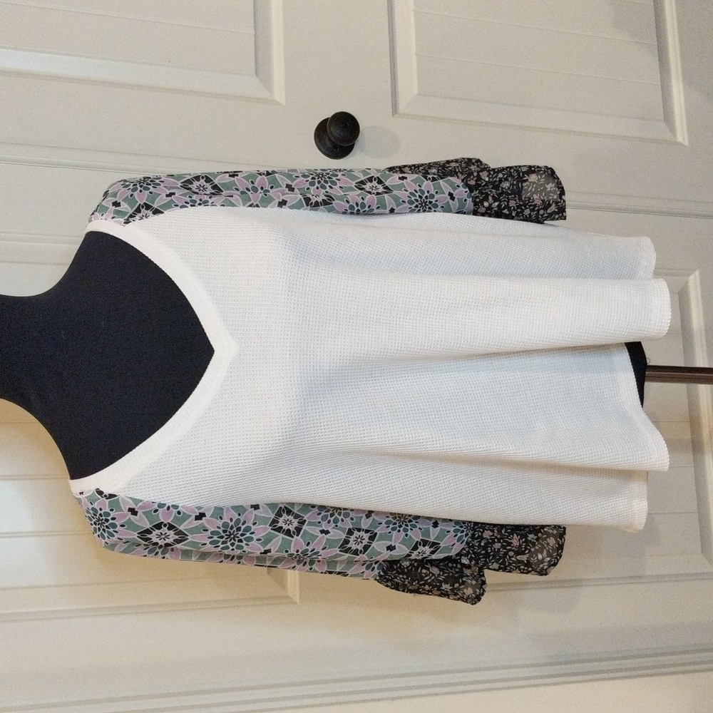 Umgee White Thermal with Flowy Semi - Sheer 3/4 Sleeves